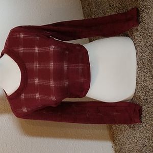 365 maroon crop knit shirt size small